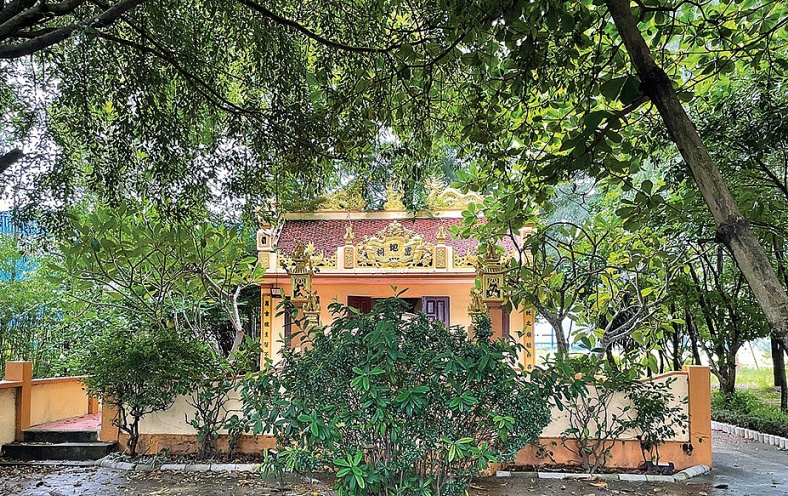 Đền thờ Bác Hồ tại NMNĐ Thái Bình 2
