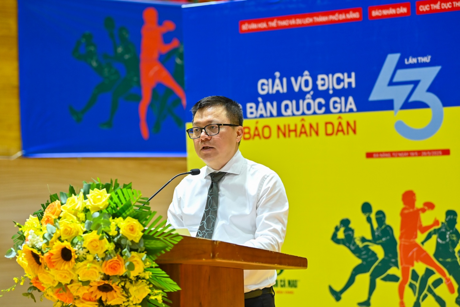Ông Lê Quốc Minh - Tổng Biên tập Báo Nhân Dân, Trưởng Ban Chỉ đạo Giải phát biểu tại Lễ khai mạc.
