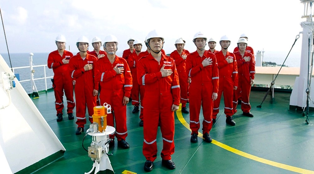 Cán bộ, đảng viên, người lao động PVTrans.