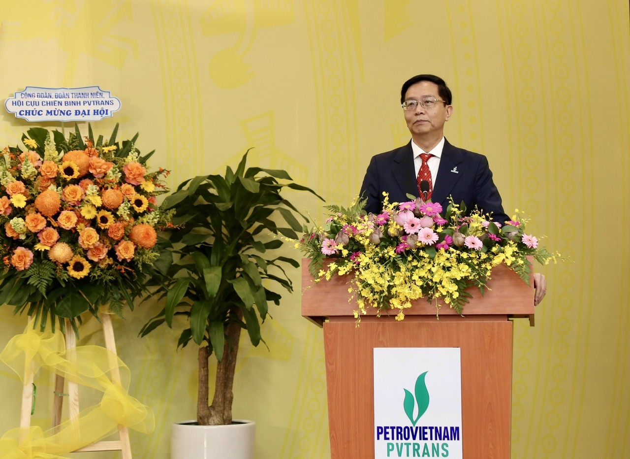 Đồng chí Trần Quang Dũng ghi nhận những thành tựu nổi bật mà Đảng bộ PVTrans đã đạt được trong nhiệm kỳ 2020-2025.