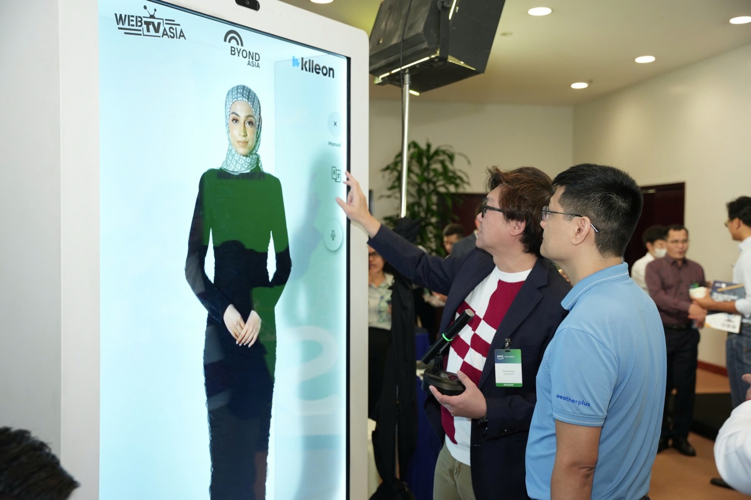 The delegates visited and learned about artificial intelligence (AI).
