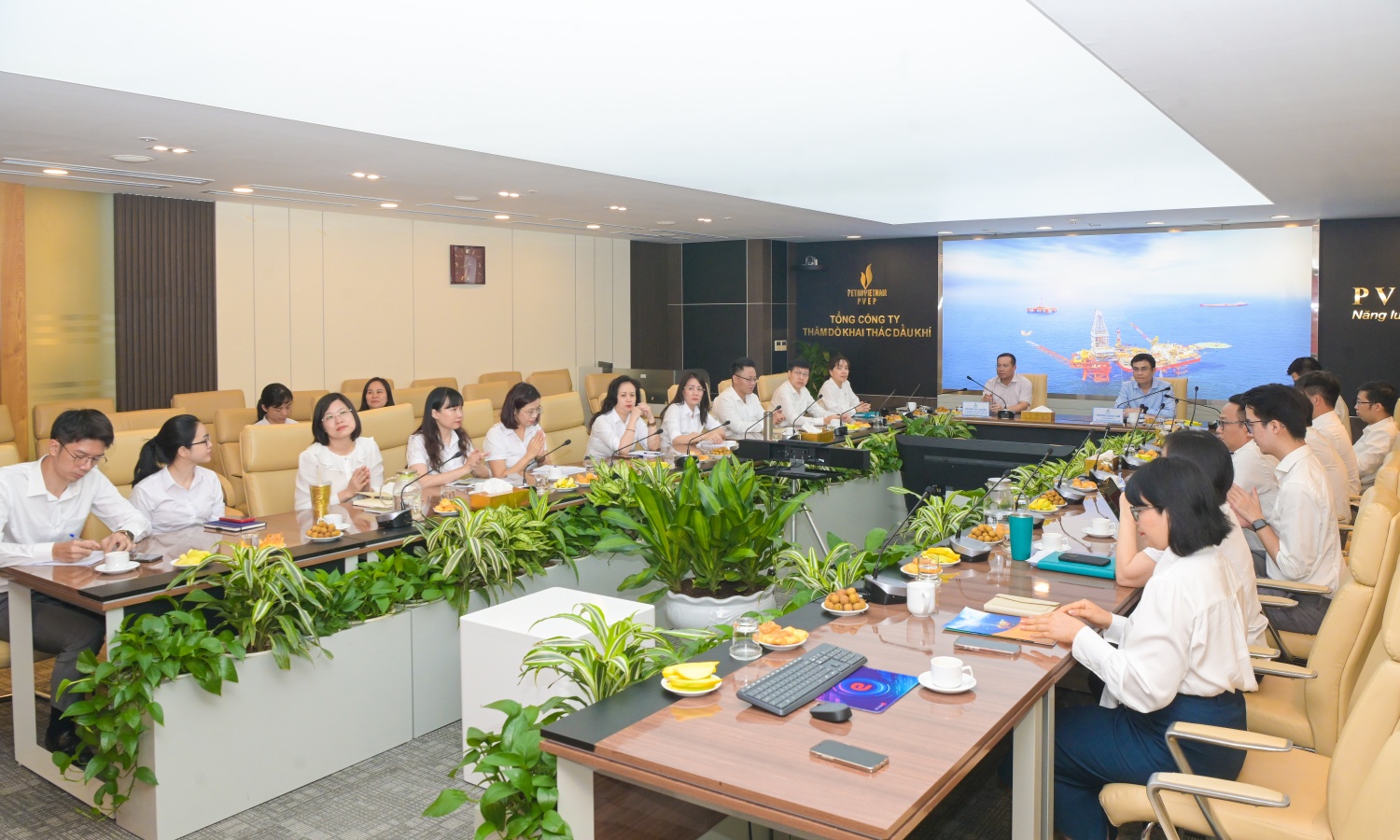 Toàn cảnh buổi sinh hoạt chuyên đề