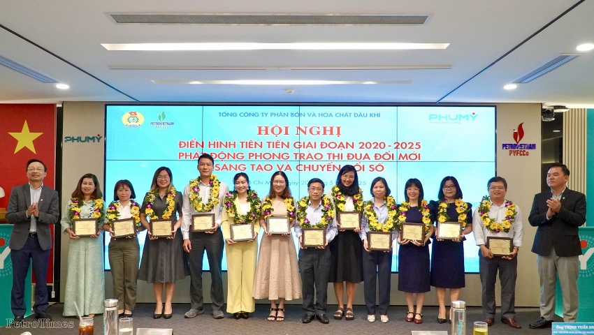 Đây là những tập thể, cá nhân đã hết mình cống hiến cho sự phát triển chung của TCT với tinh thần trách nhiệm cao, bầu nhiệt huyết tràn đầy trong công việc.