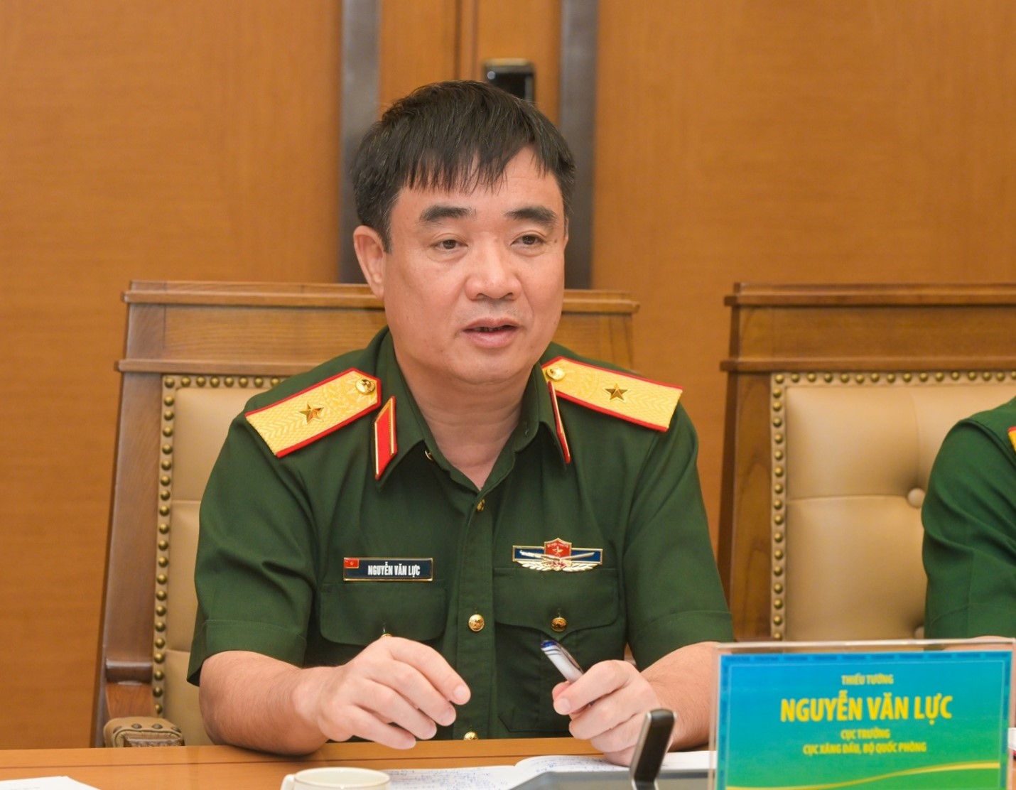 Thiếu tướng Nguyễn Văn Lực, Cục trưởng Cục Xăng dầu phát biểu tại buổi làm việc