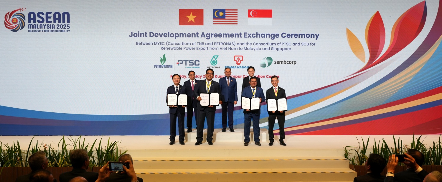 Lễ ký kết thỏa thuận hợp tác giữa MYEC, PTSC và Sembcorp diễn ra bên lề Hội nghị cấp cao ASEAN tại Kuala Lumpur, Malaysia vào ngày 26/5/2025, dưới sự chứng kiến của Thủ tướng Phạm Minh Chính, Thủ tướng Malaysia Anwar Ibrahim và Thủ tướng Singapore Lawrence Wong.