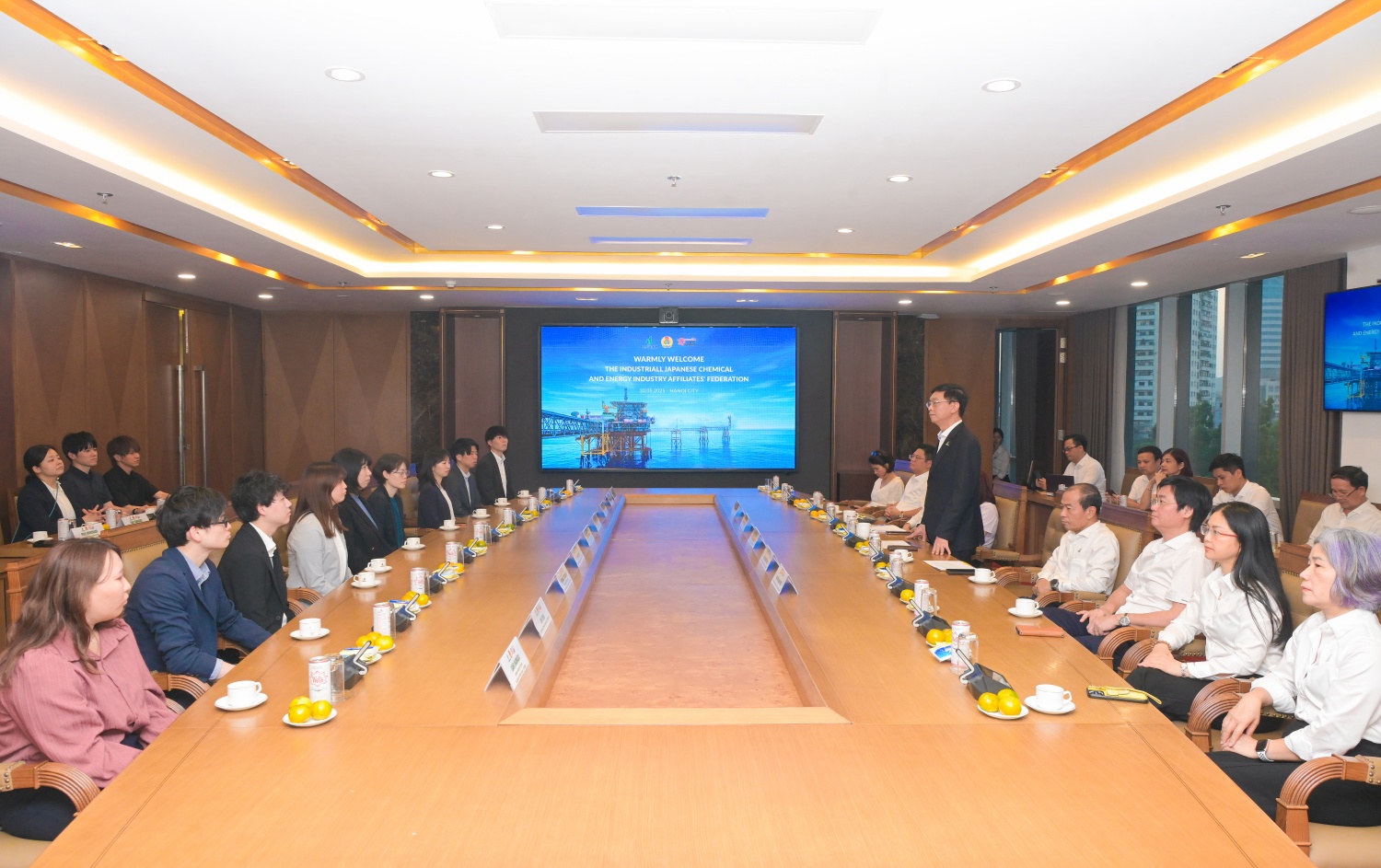 Toàn cảnh buổi làm việc