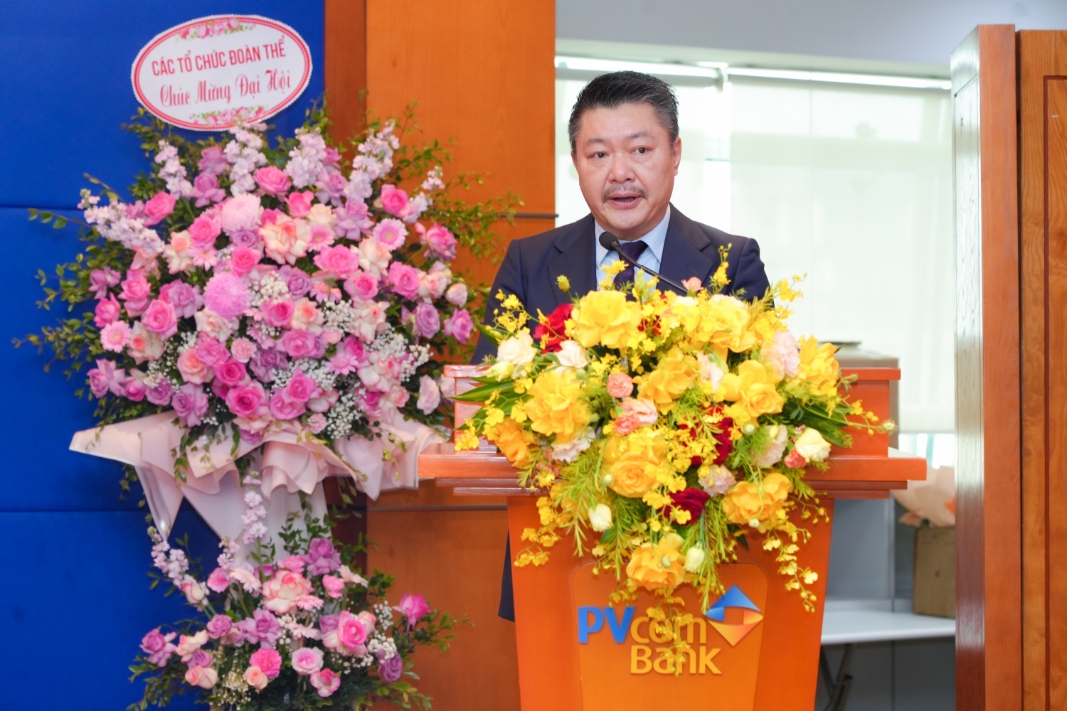 Đồng chí Nguyễn Đình Lâm, Bí thư Đảng ủy, Chủ tịch HĐQT PVcomBank phát biểu đáp từ tại Đại hội