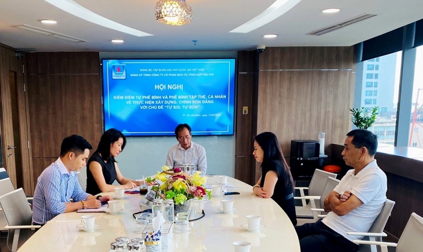 Đảng ủy PETROSETCO sinh hoạt về xây dựng, chỉnh đốn Đảng và hệ thống chính trị với chủ đề “Tự soi - Tự sửa”
