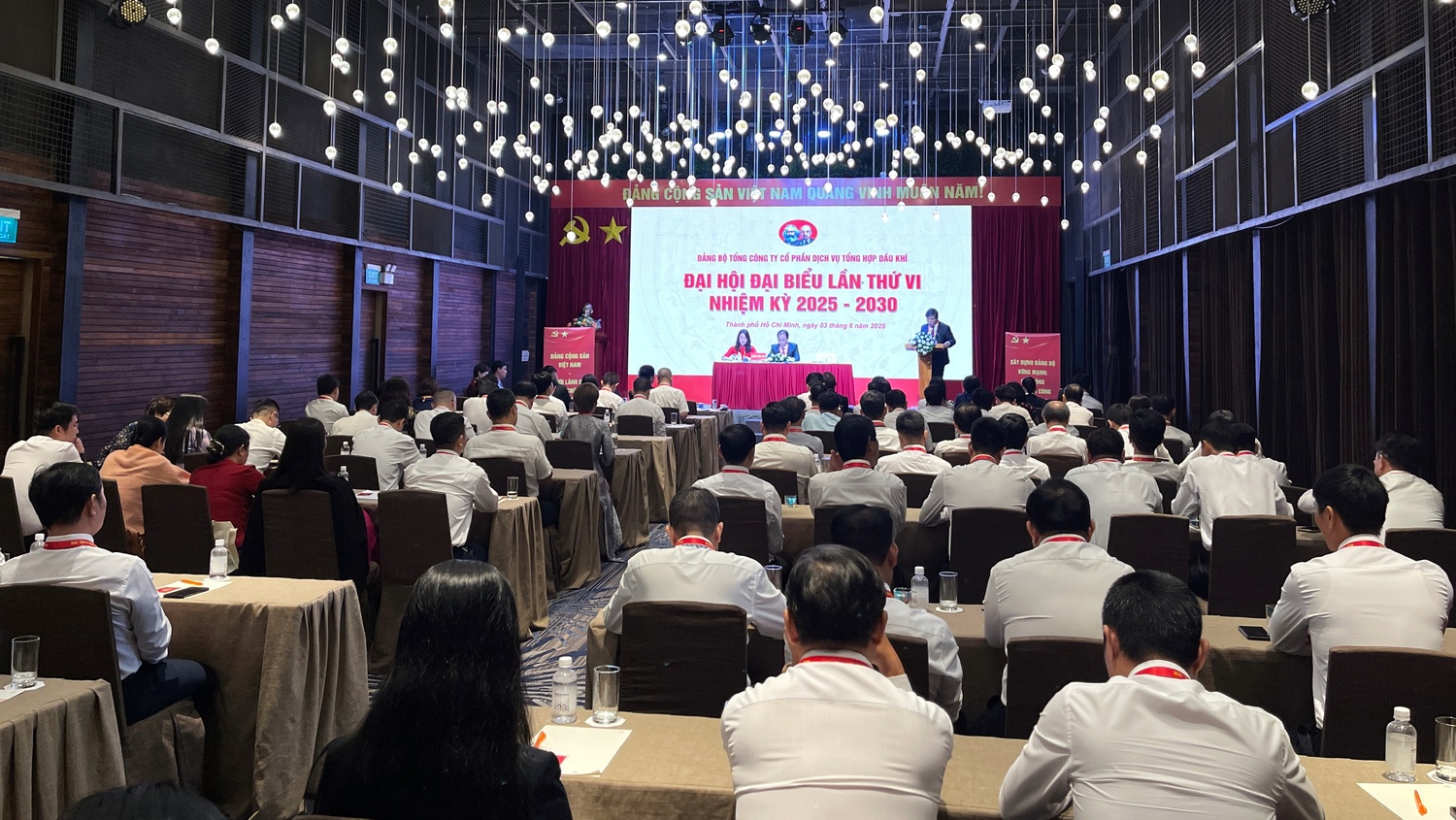 Đại hội đề ra mục tiêu tổng quát cho nhiệm kỳ 2025–2030: “Xây dựng đảng bộ vững mạnh; chủ động tham gia cùng Tổng Công ty thích ứng để vượt xa”