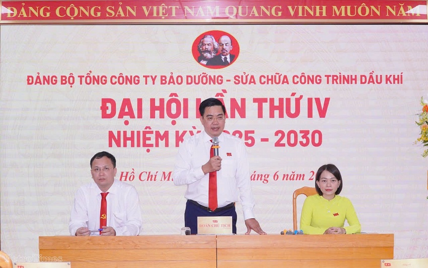 Đoàn Chủ tịch điều hành Đại hội Đảng bộ PVMR khóa IV, nhiệm kỳ 2025-2030