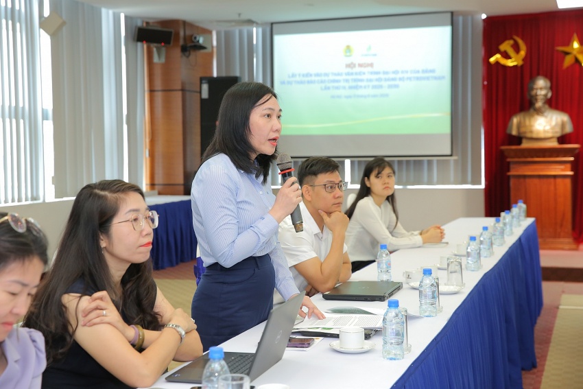 Đồng chí Trương Thị Thu Hà, Phó Chủ tịch CĐ BSR