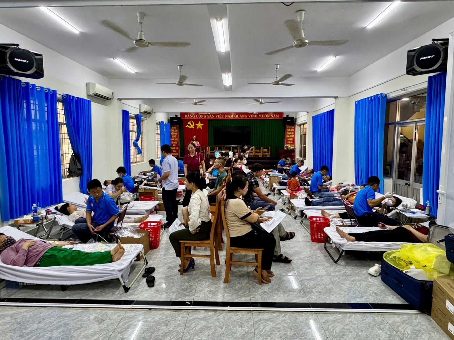 Hiến máu tình nguyện tại Trung tâm Giáo dục nghề nghiệp Công đoàn Bà Rịa - Vũng Tàu.