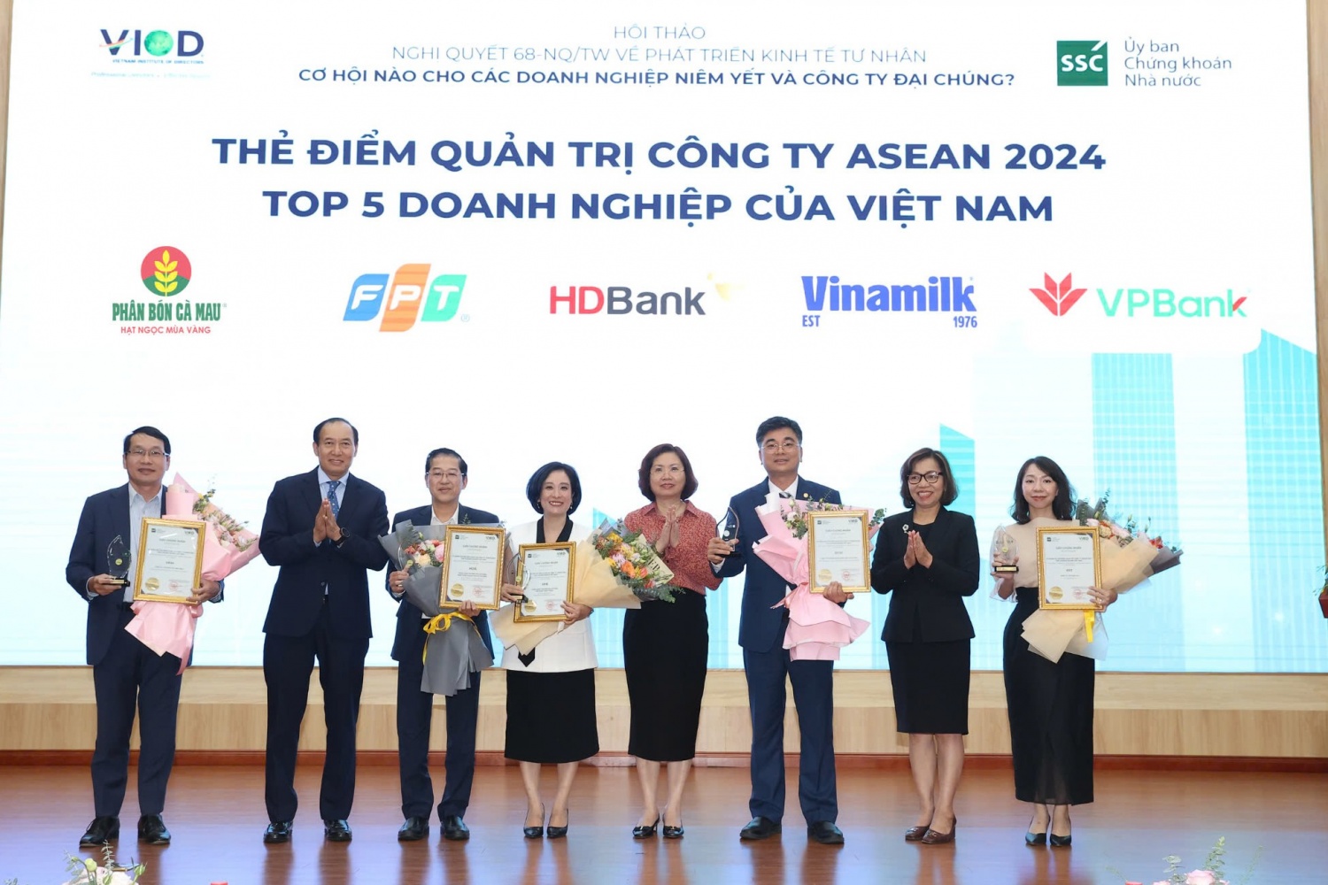 Top 5 doanh nghiệp có điểm quản trị công ty cao nhất sẽ đại diện Việt Nam dự lễ vinh danh Giải thưởng Quản trị công ty ASEAN 2025 tại Malaysia vào tháng 7 tới.