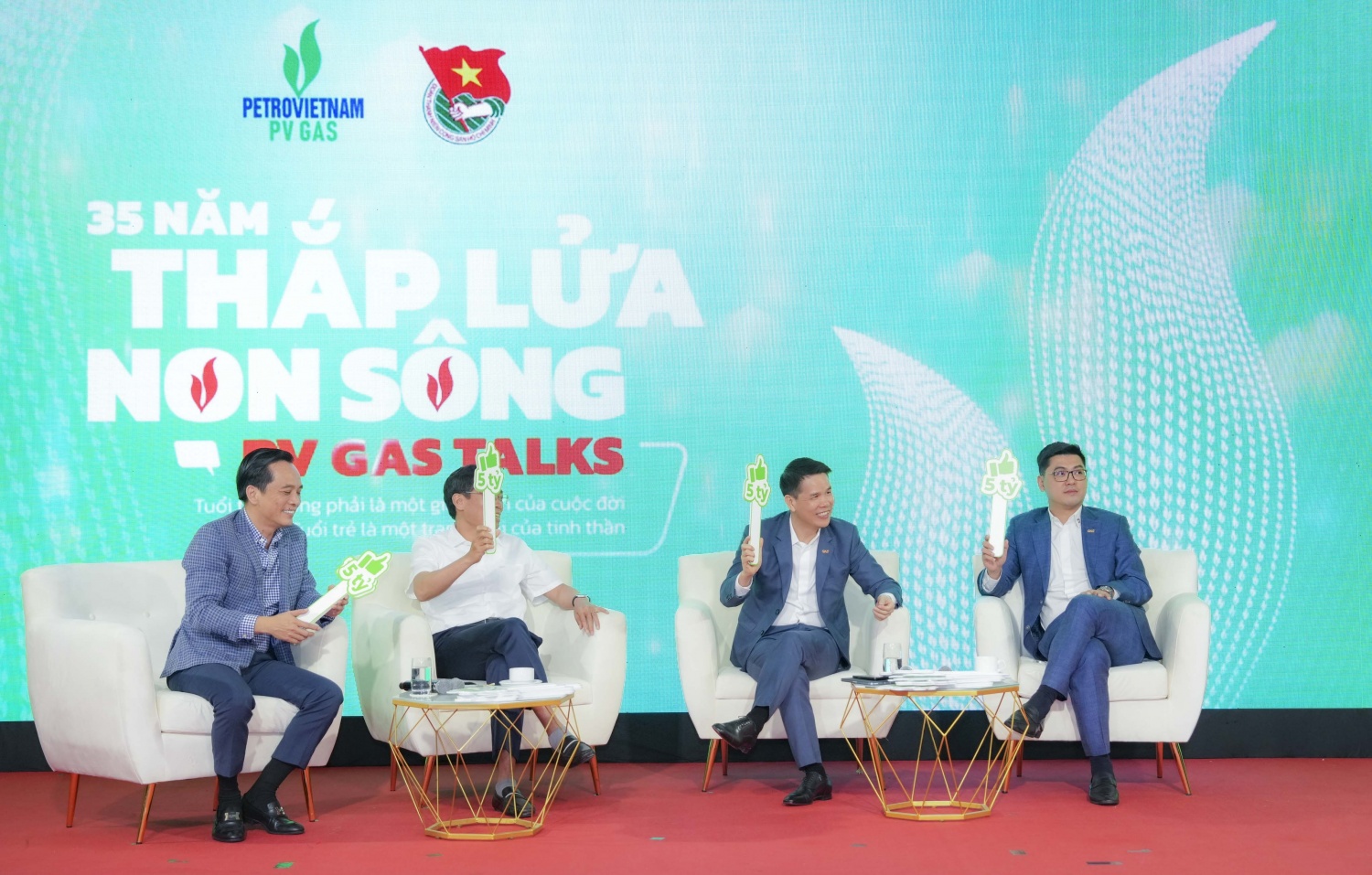 Lãnh đạo PV GAS chia sẻ, đối thoại và truyền cảm hứng cho đoàn viên thanh niên