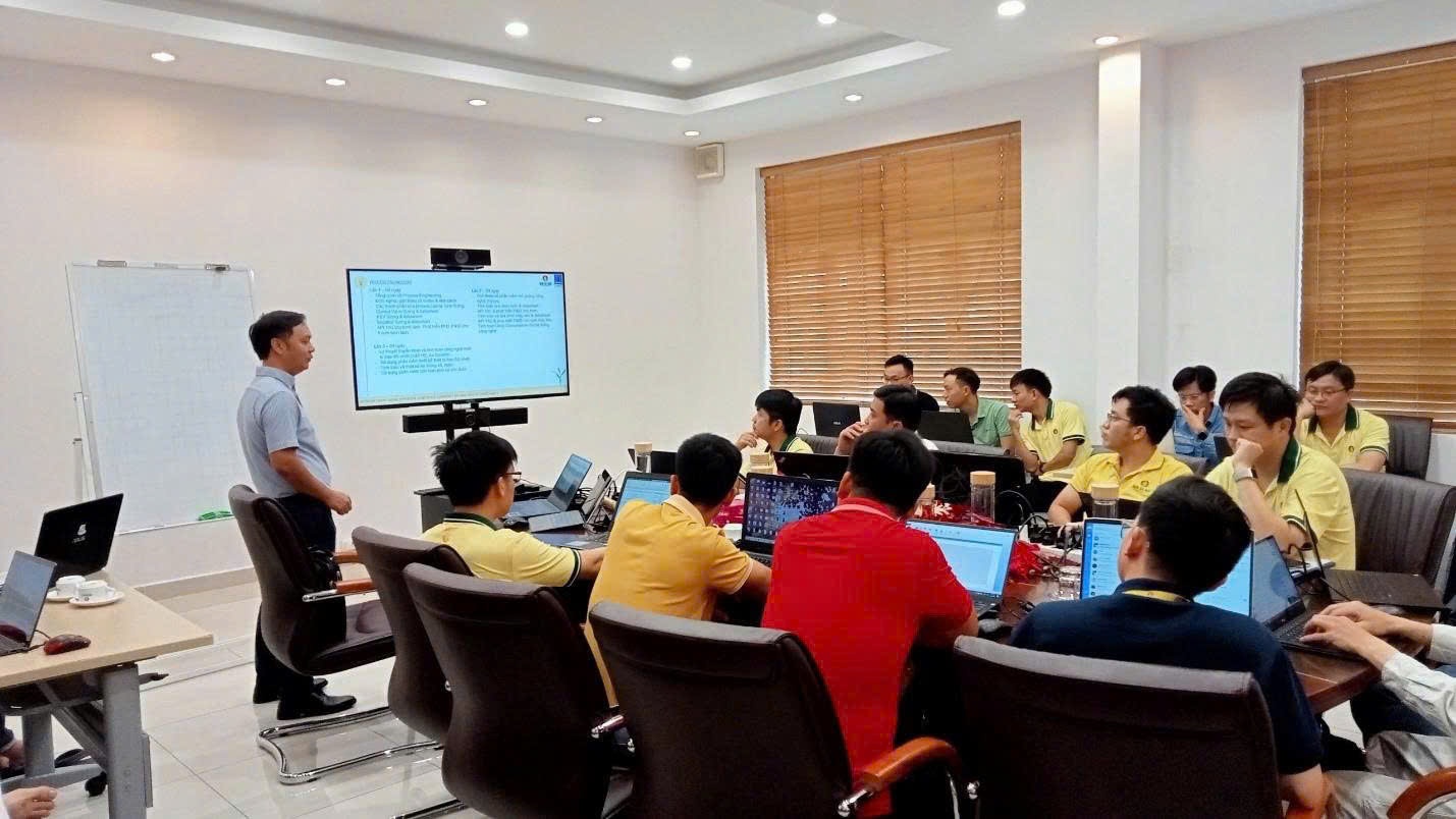 Công tác đào tạo nguồn nhân lực tại Đảng bộ mới