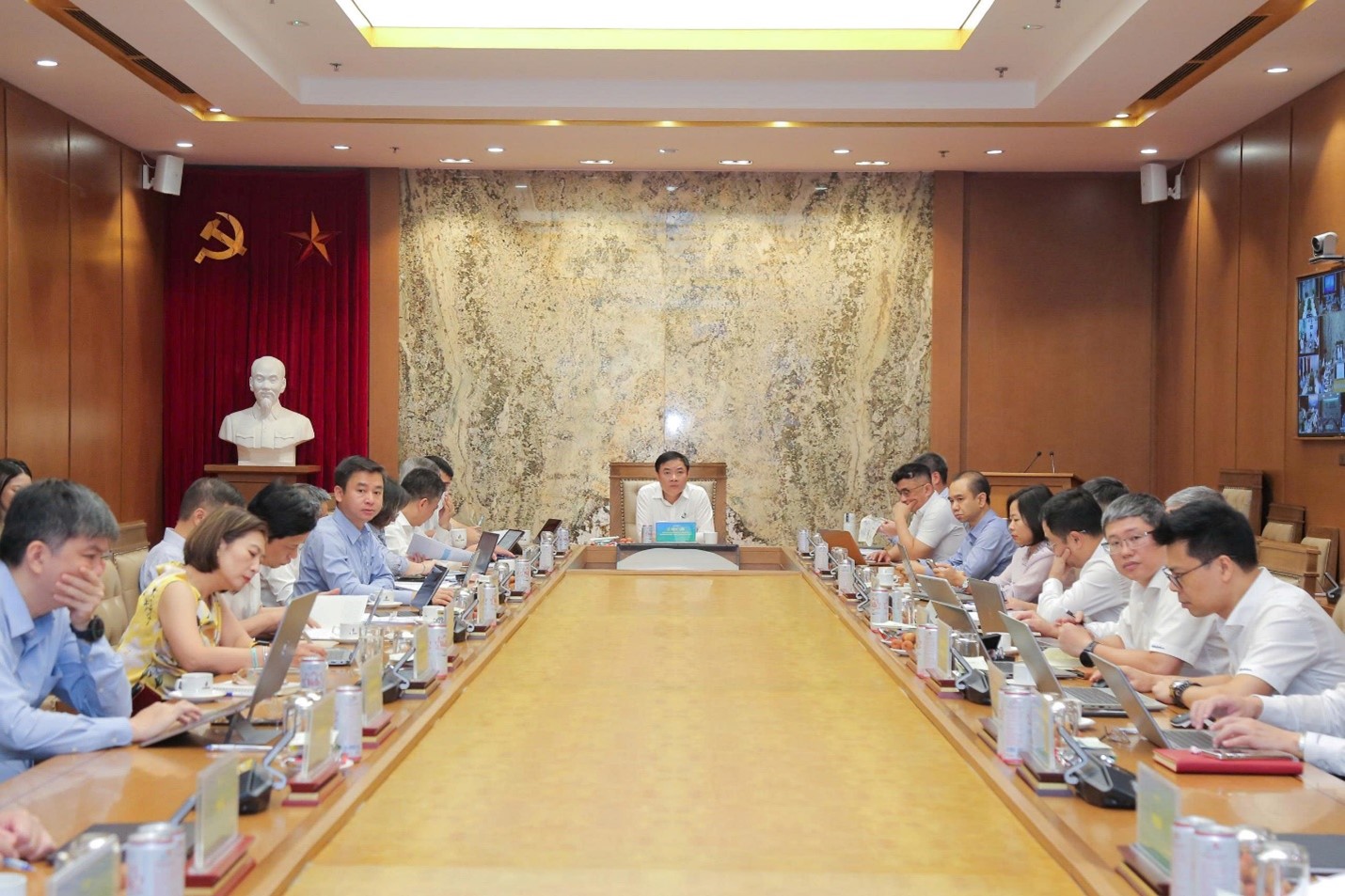 Petrovietnam và các đơn vị đều thống nhất tháng 6 và những tháng tiếp theo cần sự nỗ lực, quyết tâm cao của cả Tập đoàn