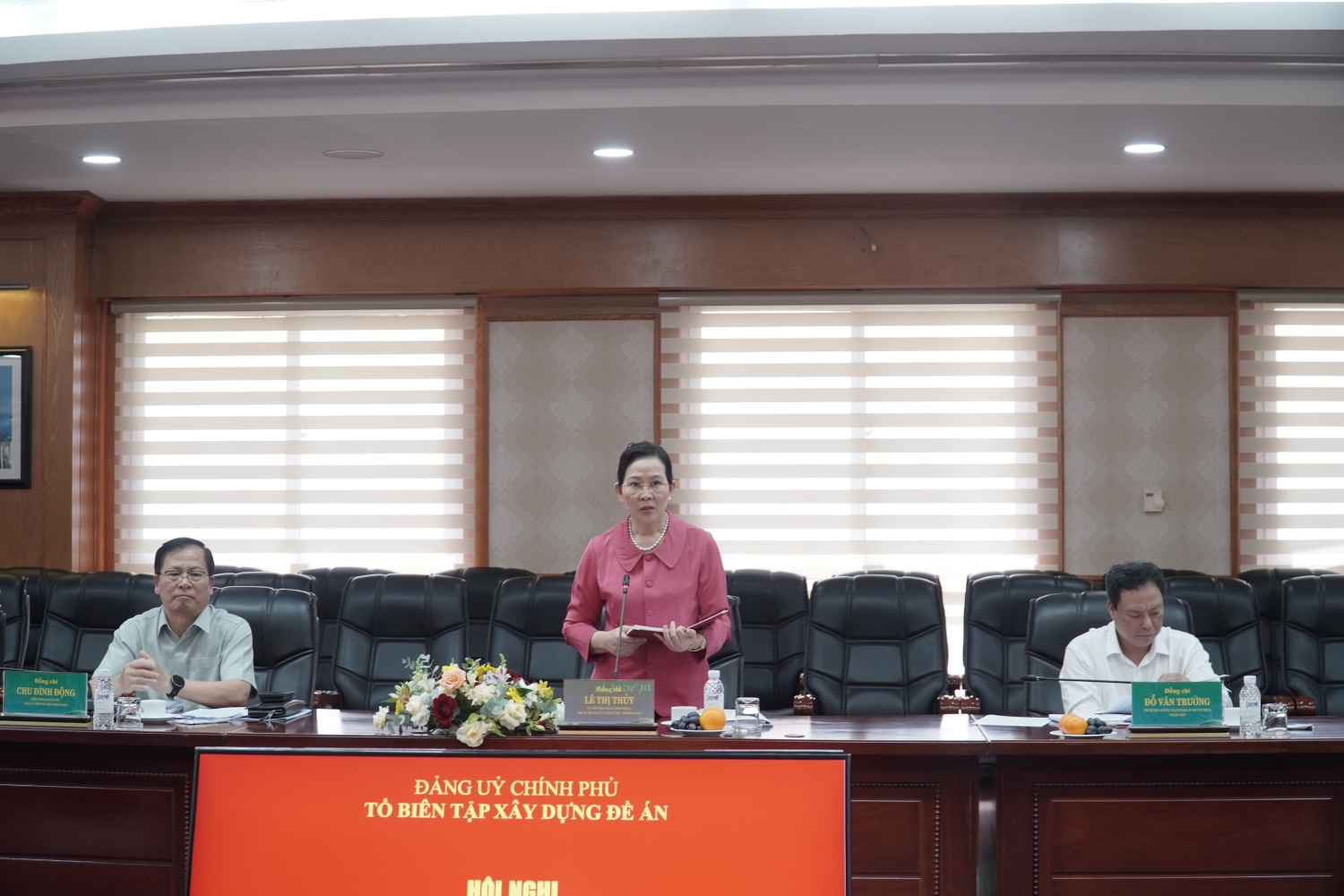 Đoàn khảo sát của Đảng ủy Chính phủ do đồng chí Lê Thị Thủy - Ủy viên Ban Chấp hành Trung ương Đảng, Phó Bí thư Đảng ủy Chính phủ làm Trưởng đoàn đã có buổi khảo sát thực tiễn tình hình và kết quả hoạt động của mô hình tổ chức đảng tại Đảng bộ Petrovietnam.