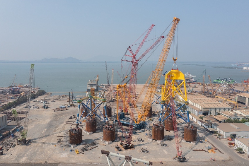 Chân trụ điện gió do PTSC thi công chế tạo.			