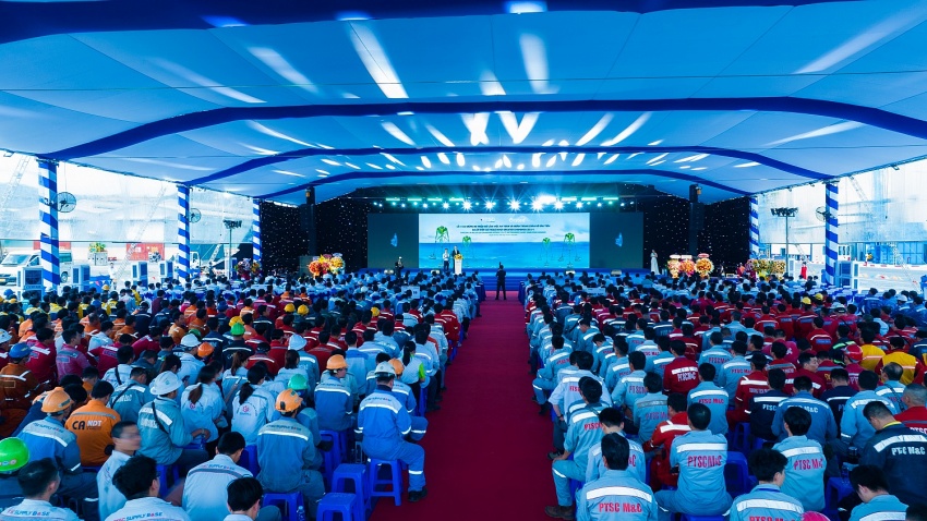 Lễ chào mừng làm việc an toàn và hoàn thành chân đế đầu tiên cho dự án điện gió ngoài khơi Greater Changhua 2b và 4 ngoài khơi Đài Loan (Trung Quốc) của Ørsted Taiwan Ltd (Ørsted).