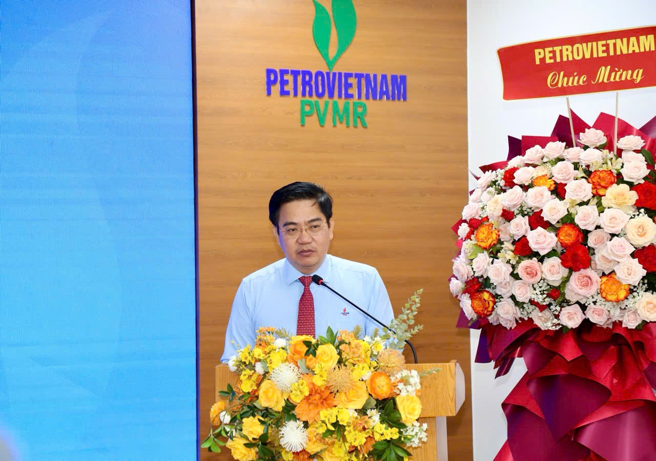 Ông Nguyễn Trung Trí - Chủ tịch HĐQT Tổng công ty PVMR báo cáo cổ đông về hoạt động quản trị