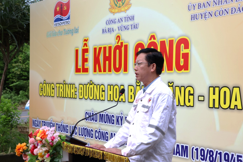 Ông Mai Đăng Tuấn - Phó Tổng Giám đốc Vietsovpetro phát biểu tại buổi lễ.
