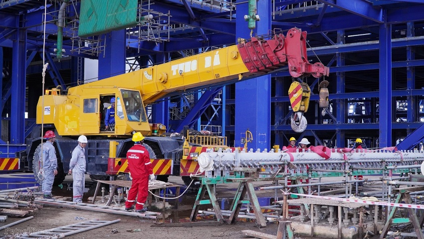 Công tác thi công lắp đặt các thiết bị của Lò hơi NMNĐ Long Phú 1