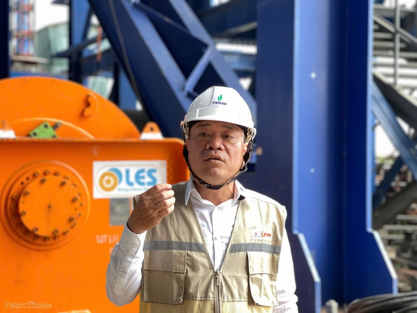 “Tôi sẽ quyết tâm nỗ lực hết mình, bằng mọi biện pháp, sáng tạo để hoàn thành nhiệm vụ được giao cũng như đưa dự án về đích đúng tiến độ”, kỹ sư Vũ Ngọc Tuấn chia sẻ.