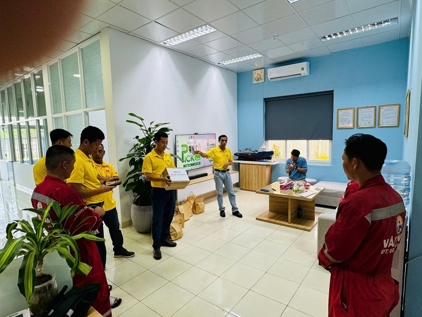 Không chỉ lan tỏa thông điệp bảo vệ môi trường, chương trình còn tạo thêm động lực tham gia thông qua hoạt động quay số trúng thưởng.