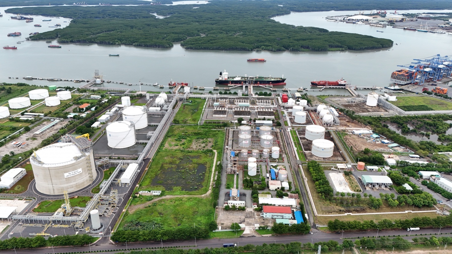 Kho cảng PV GAS VUNG TAU Kho cảng PV GAS VUNG TAU