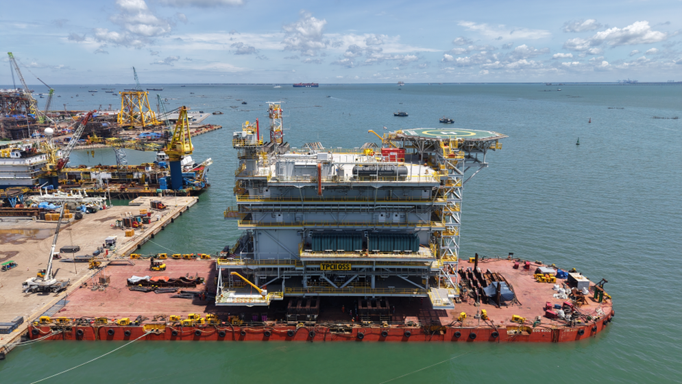 PV Shipyard hạ thủy thành công Topside, hoàn thành dự án Trạm biến áp ngoài khơi đầu tiên.