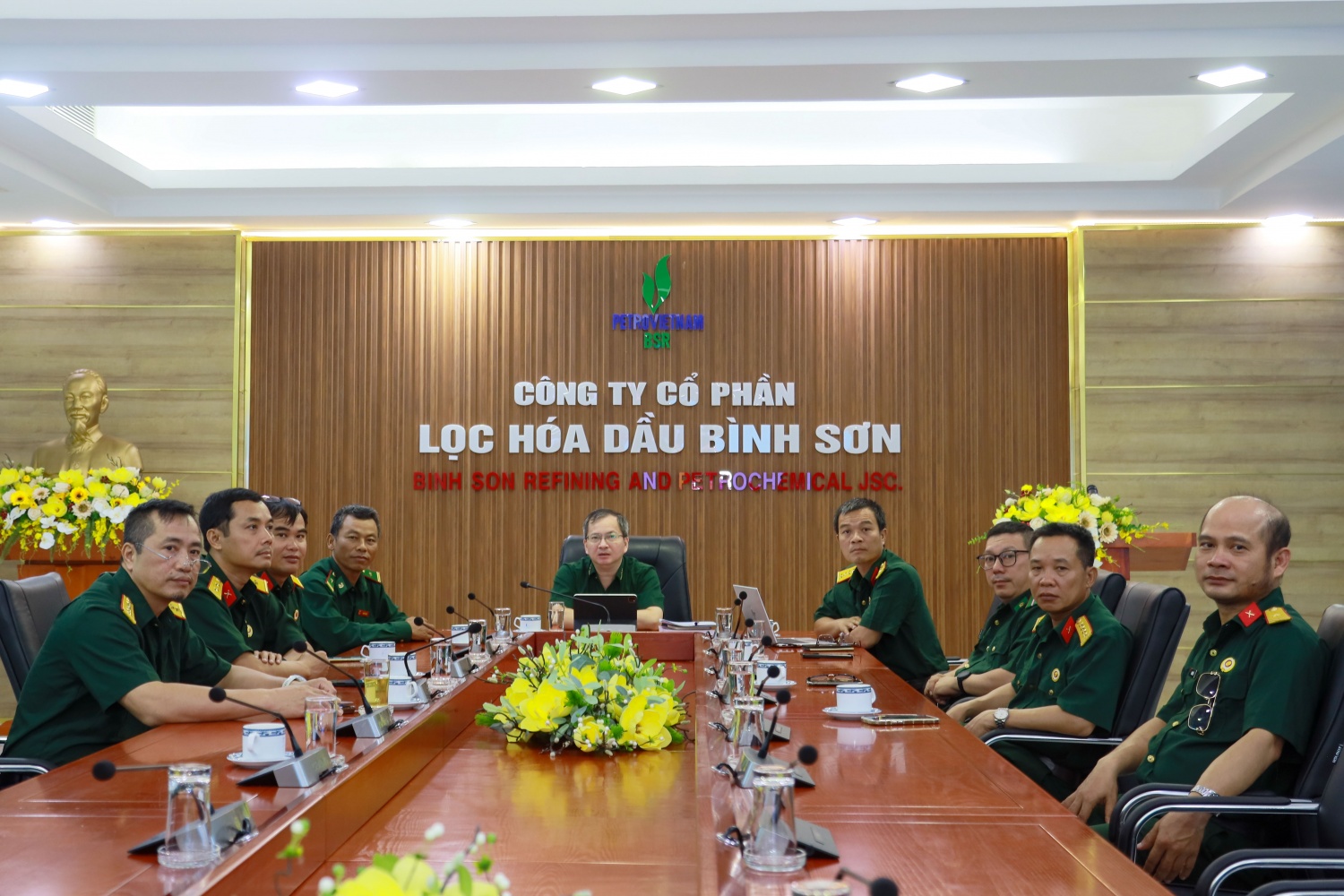 Các đại biểu tham dự trực tuyến tại điểm cầu Quảng Ngãi