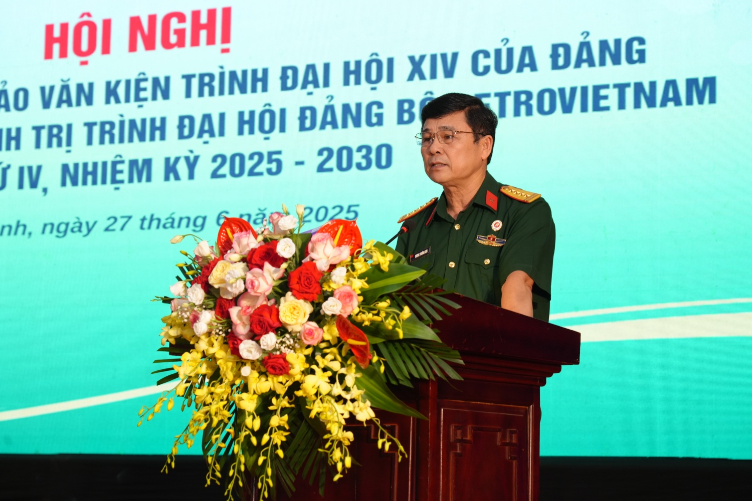 Đồng chí Dương Trường Sơn, Phó Trưởng Ban Tuyên giáo Phong trào Trung ương Hội CCB Việt Nam đánh giá cao Hội Cựu chiến binh Petrovietnam là một trong những tổ chức hội tiêu biểu, hoạt động hiệu quả, trách nhiệm