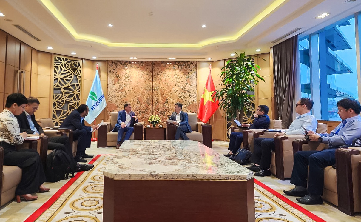 Toàn cảnh buổi làm việc