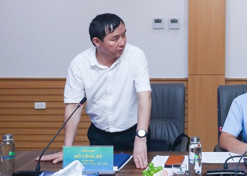Đồng chí Hồ Công Kỳ: Nhà máy cần tăng cường công tác đào tạo người lao động
