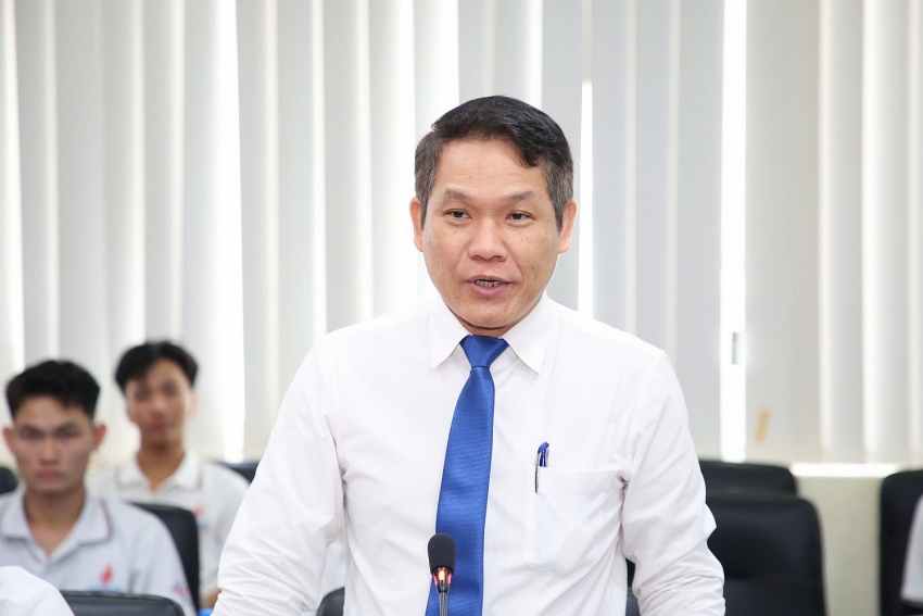 TS. Phan Minh Quốc Bình - Hiệu trưởng PVU phát biểu tại hội nghị.