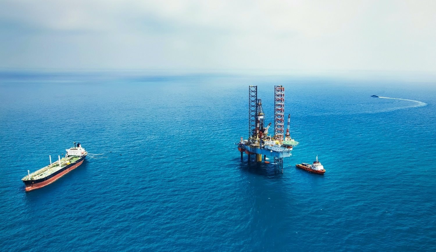 Petrovietnam thực hiện sứ mệnh 5 chữ “An” quốc gia gồm: An ninh năng lượng; An ninh lương thực; An ninh kinh tế; An ninh chủ quyền quốc gia trên biển và thực hiện An sinh xã hội.