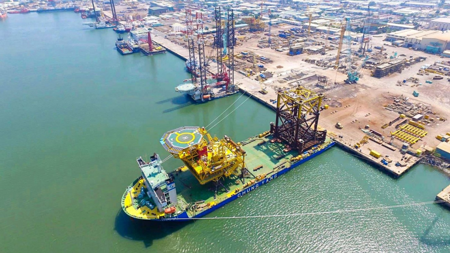 Petrovietnam hướng tới hình thành các trung tâm công nghiệp - năng lượng quốc gia tích hợp đa lĩnh vực