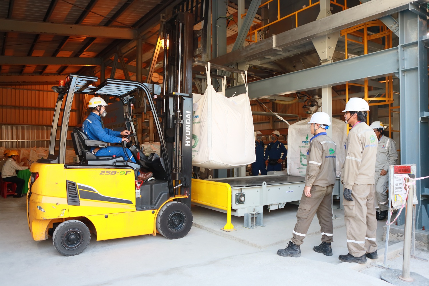 Sản phẩm mới lưu huỳnh hạt sẽ được BSR xuất bán cho khách hàng trong tháng 7/2025.