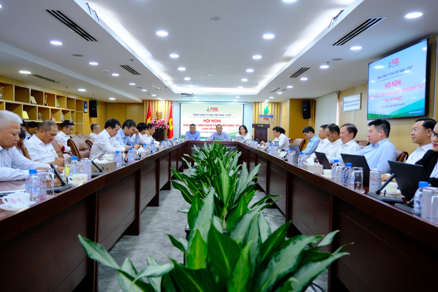 Toàn cảnh Hội nghị
