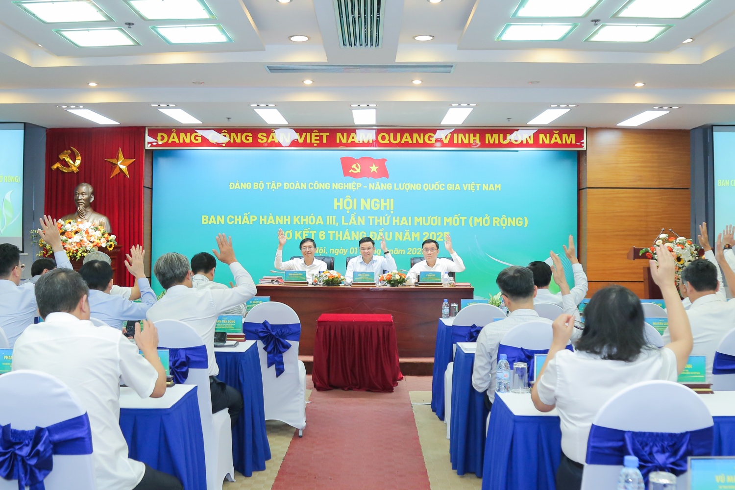 Hội nghị BCH Đảng bộ Tập đoàn khóa III lần thứ 21 quyết định nhiều vấn đề quan trọng