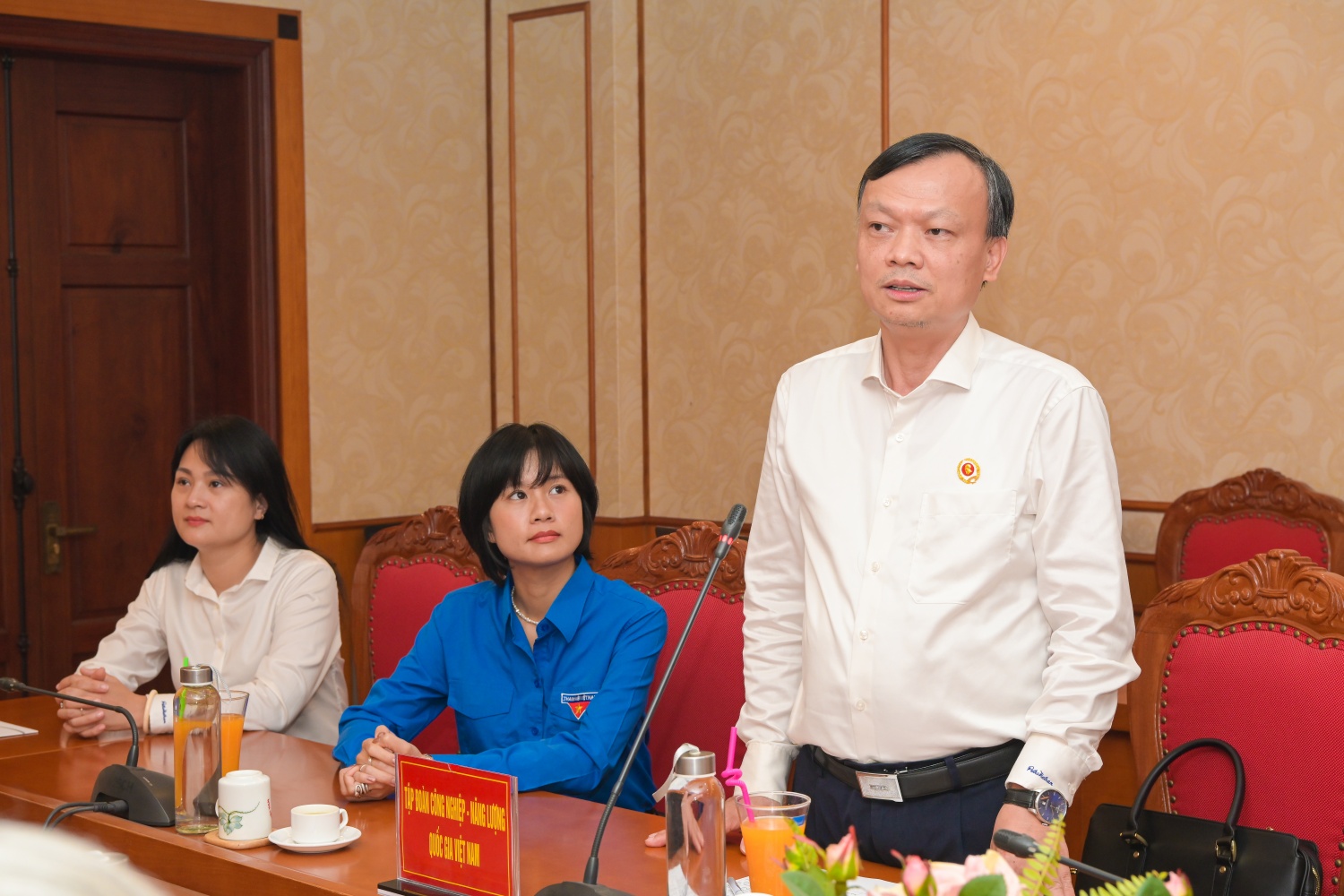 Đồng chí Lê Quang Toán - Phó Chủ tịch thường trực Hội CCB Petrovietnam chúc các thương binh luôn dồi dào sức khỏe, giữ vững phẩm chất “Bộ đội Cụ Hồ”, tiếp tục là điểm tựa tinh thần quý giá để các thế hệ noi gương và cống hiến vì sự nghiệp xây dựng và bảo vệ Tổ quốc.