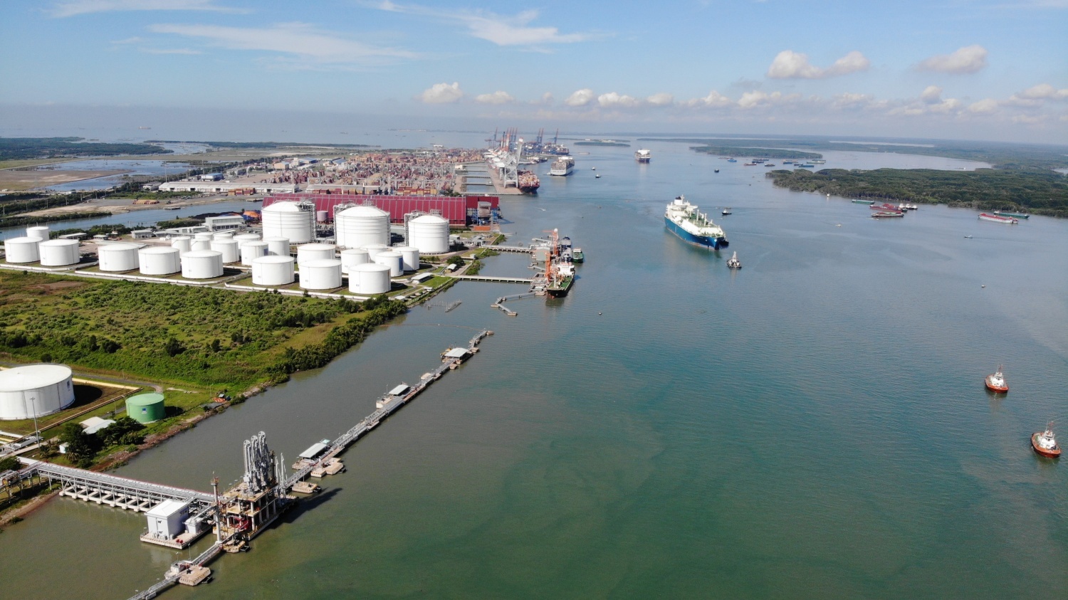 Kho cảng LNG Thị Vải đánh dấu việc hình thành chuỗi giá trị LNG khép kín đầu tiên tại Việt Nam