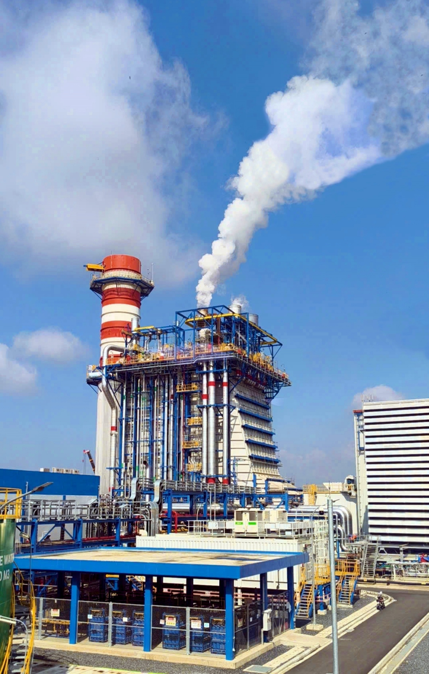 Đây là lần đầu tiên Việt Nam sử dụng turbine khí GE 9HA.02, công nghệ được đánh giá là hiệu suất cao nhất thế giới trong phân khúc turbine khí hiện nay