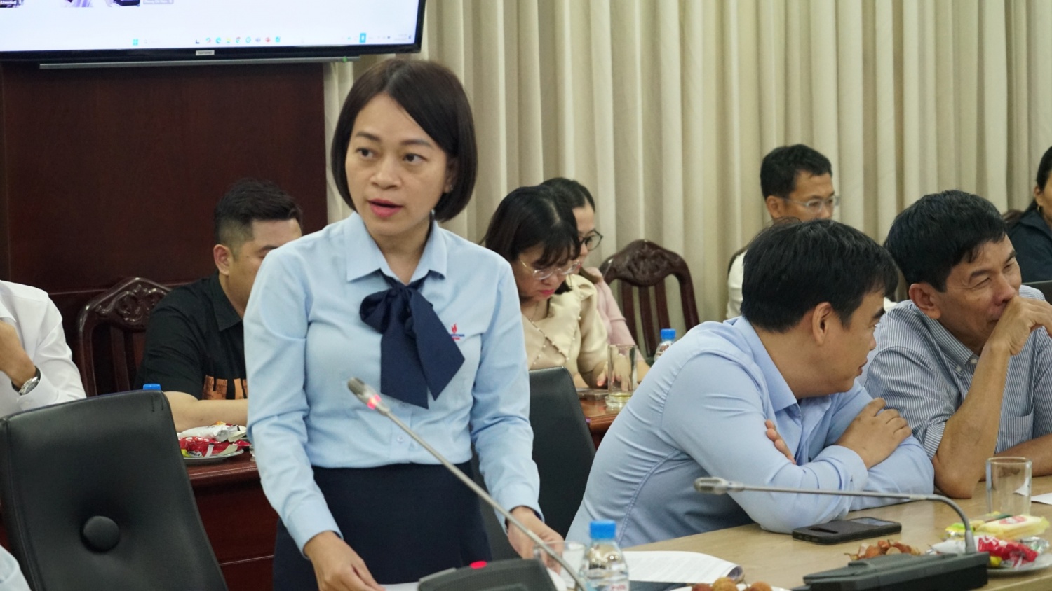 Công đoàn PVMR góp ý về công nghệ chiến lược, thúc đẩy chuyển đổi số và chuyển dịch năng lượng Bà Nguyễn Thị Thanh Hiền - Chủ tịch Công đoàn PVMR phát biểu tại Hội nghị góp ý văn kiện Đại hội Đảng bộ Tập đoàn, do Công đoàn Petrovietnam tổ chức.