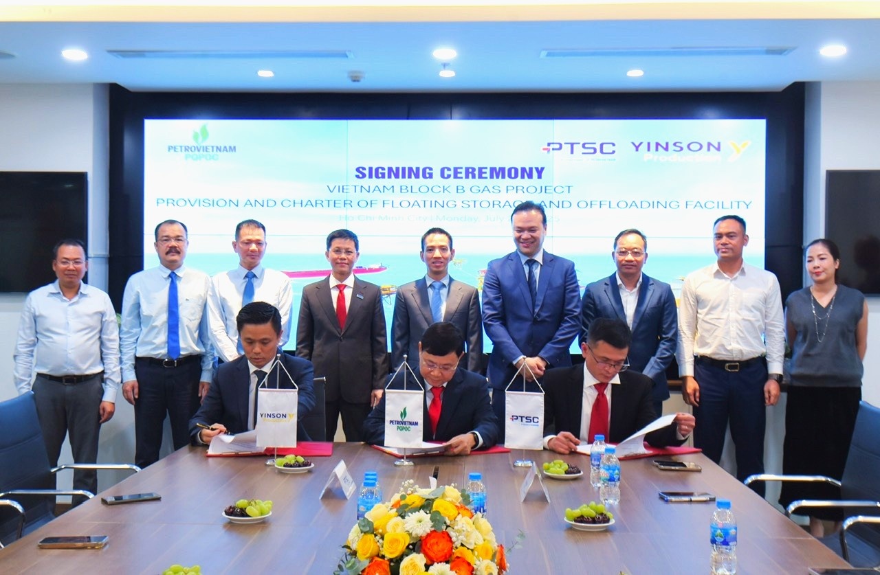 Liên doanh PTSC SEA ký hợp đồng với PQPOC