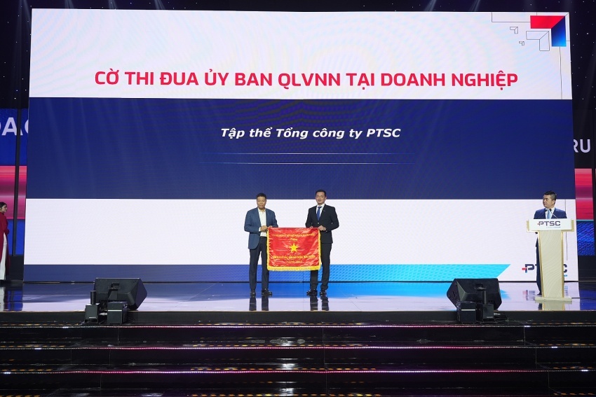 PTSC đón nhận Cờ thi đua của Ủy ban Quản lý vốn nhà nước tại doanh nghiệp năm 2023