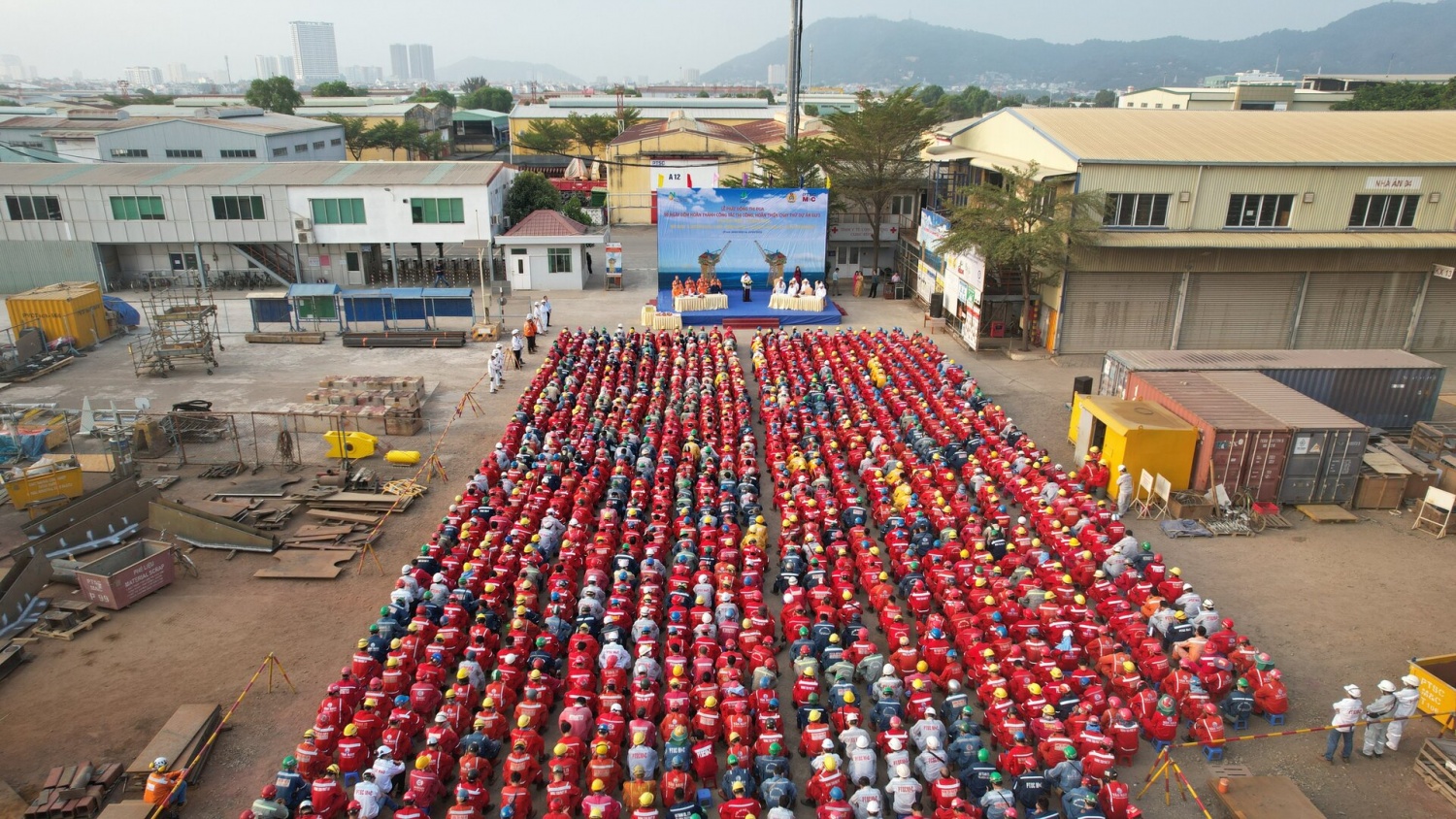 PTSC phát động thi đua 90 ngày đêm hoàn thành công tác thi công và chạy thử 2 Topsides dự án Gallaf 3 (năm 2023).