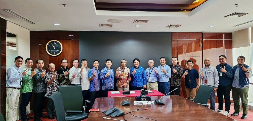 Ban lãnh đạo PV Drilling, Pertamina và Jimmulya tại Lễ ký kết gia hạn Hợp đồng tại Jakarta, Indonesia, ngày 19/11/2024