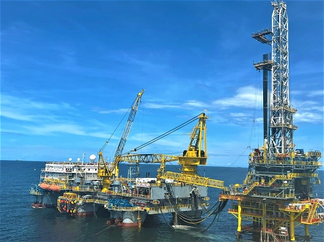 Giàn khoan nước sâu PV DRILLING V hoạt động tại thị trường Brunei