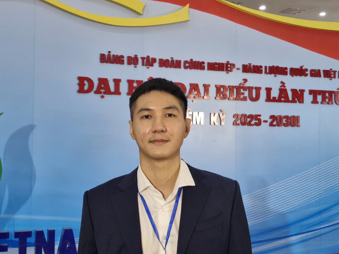 Đồng chí Đặng Hoàng Hải, cán bộ Đoàn chuyên trách của Đoàn Thanh niên Petrovietnam: “Không khí tại Đại hội rất trang trọng, sôi nổi, lan tỏa mạnh mẽ tinh thần đoàn kết, dân chủ, trí tuệ và đổi mới”.